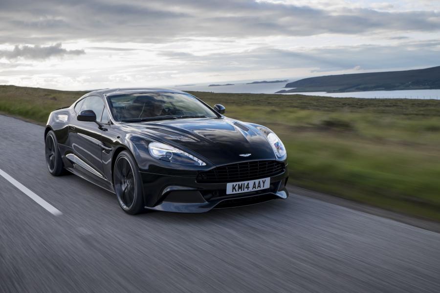  Aston Martin Vanquish Carbon Black 2014 года  (фото 23 из 30)
